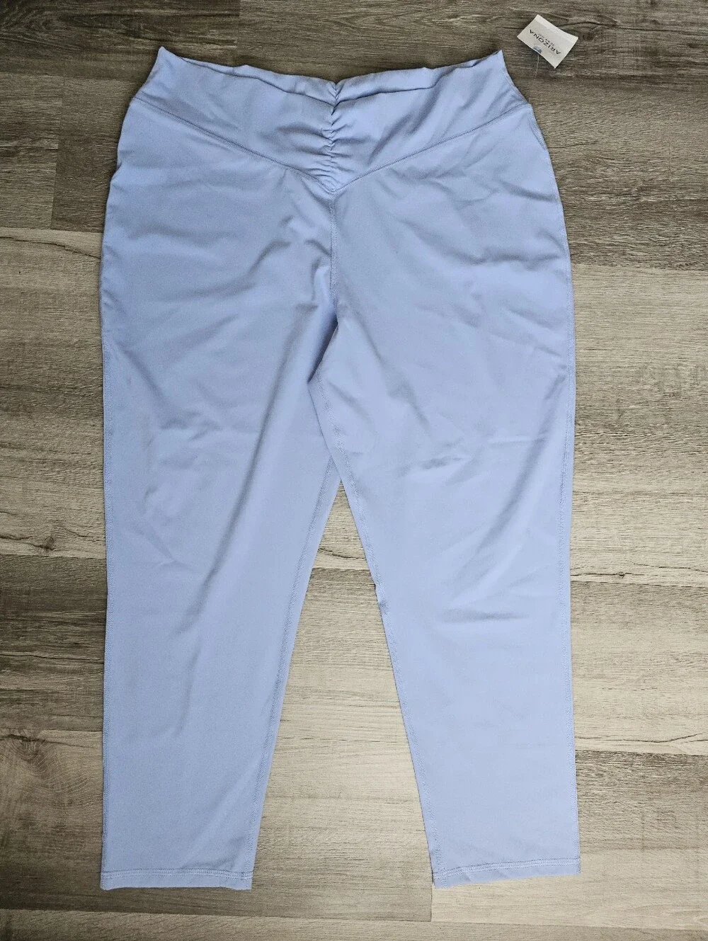 NWT Arizona Jean Co. Light Blue Ruched Back Capri Leggings Size XXL